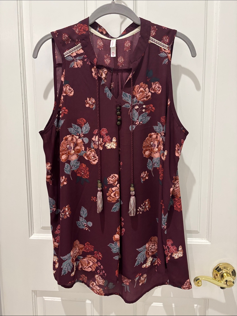 Xhilaration Burgundy Floral Tie-Neck Sleeveless Tank